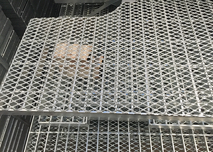 expanded mesh steel grating for garden trellises